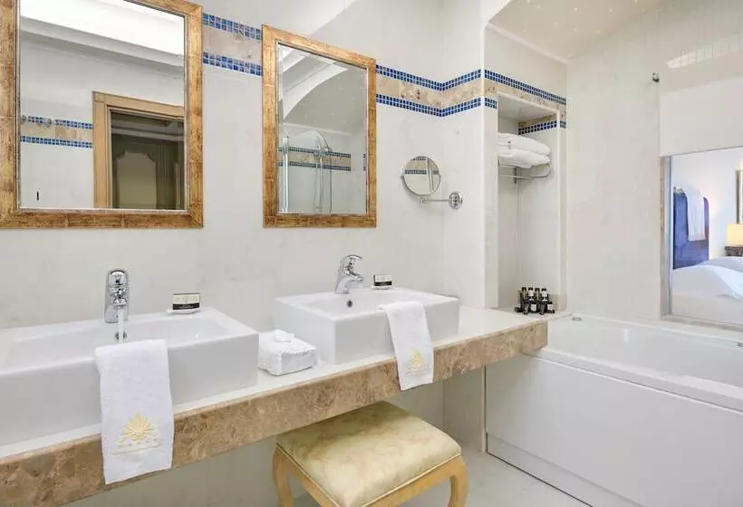 اتاق لوکس با چشمانداز دریا, Atrium Prestige Thalasso Spa Resort & Villas