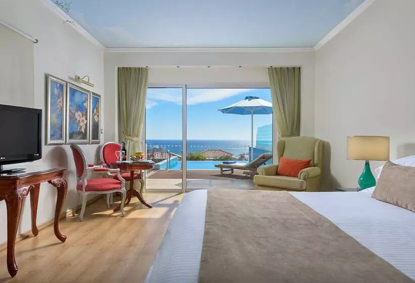 اتاق لوکس با چشمانداز دریا, Atrium Prestige Thalasso Spa Resort & Villas