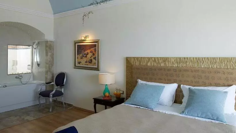 سوییت خانوادگی, Atrium Prestige Thalasso Spa Resort & Villas