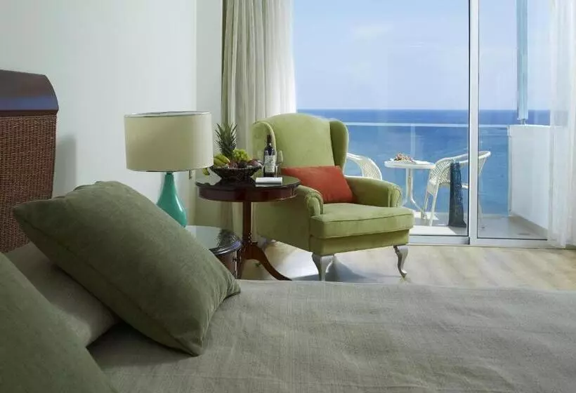 سوییت جونیور لوکس با چشمانداز دریا, Atrium Prestige Thalasso Spa Resort & Villas