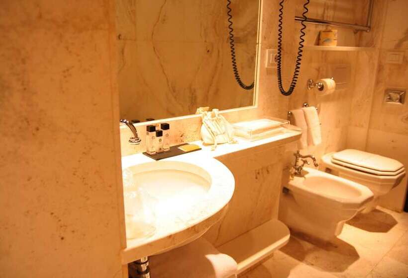 Chambre Supérieure, Castello Di Monterone