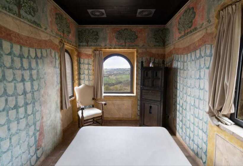 Chambre Romantique, Castello Di Monterone