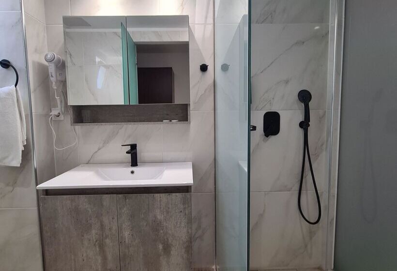 스탠다드 룸, Corali