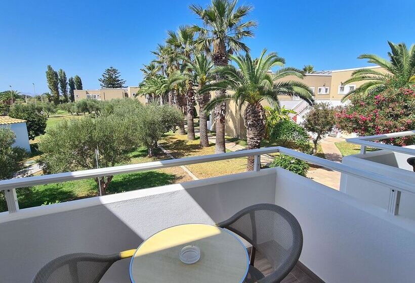 스탠다드 룸, Corali