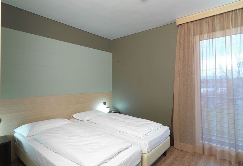 غرفة قياسية, Empoli