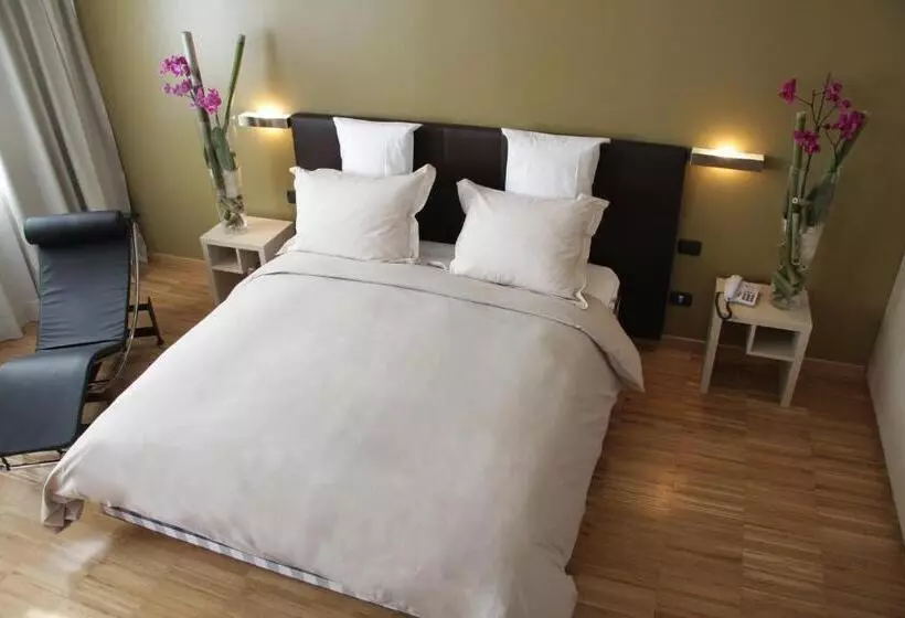 エクゼクティブルーム, Euro Hotel Residence