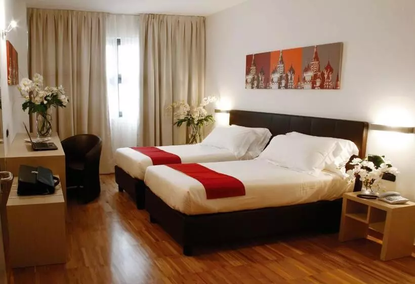 スーペリアールーム, Euro Hotel Residence