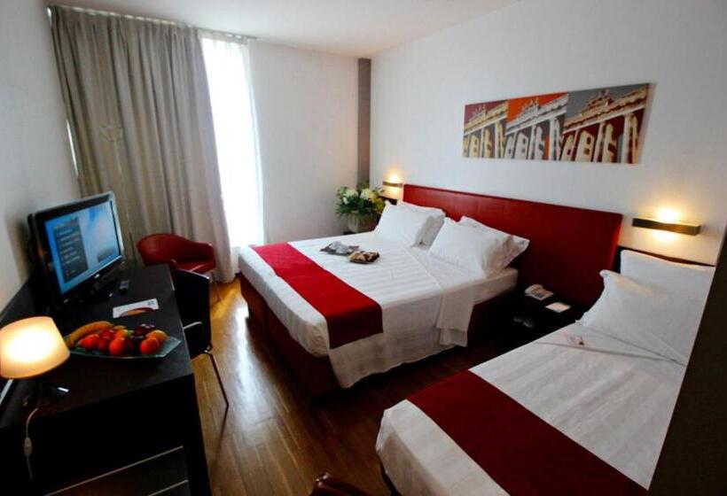 חדר קלאסי לשלושה, Euro Hotel Residence