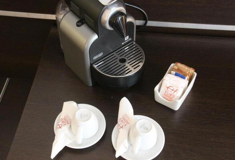 חדר דלוקס, Euro Hotel Residence