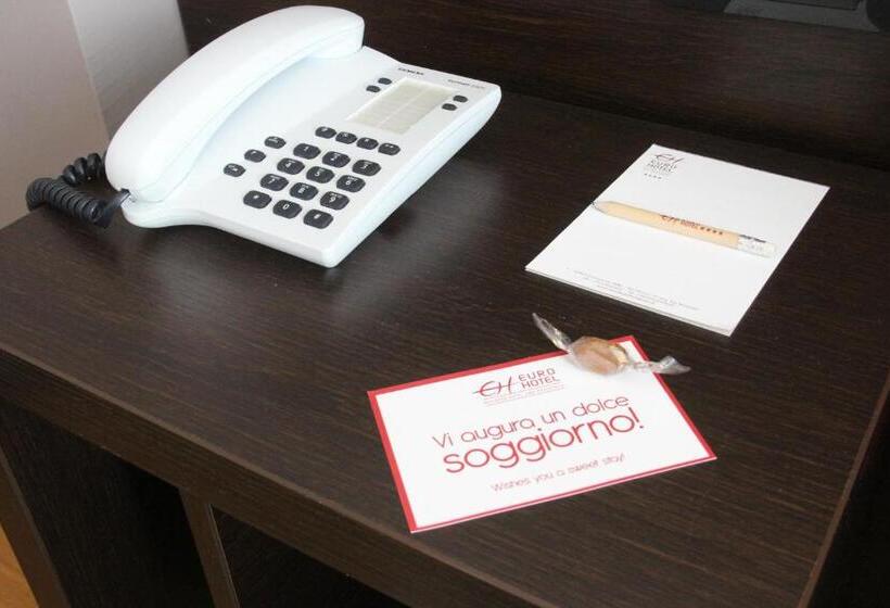 חיבור הדירה עם חדר שינה אחד, Euro Hotel Residence