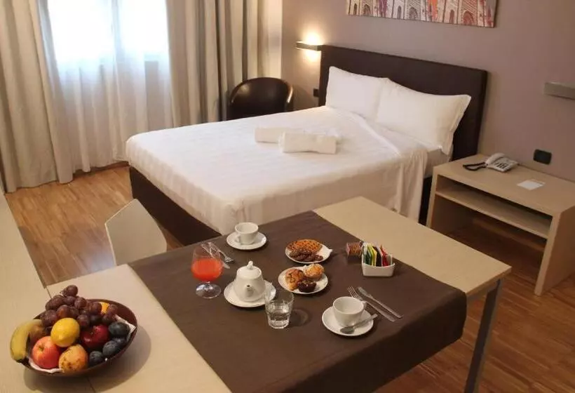 クラシックシングルルーム, Euro Hotel Residence