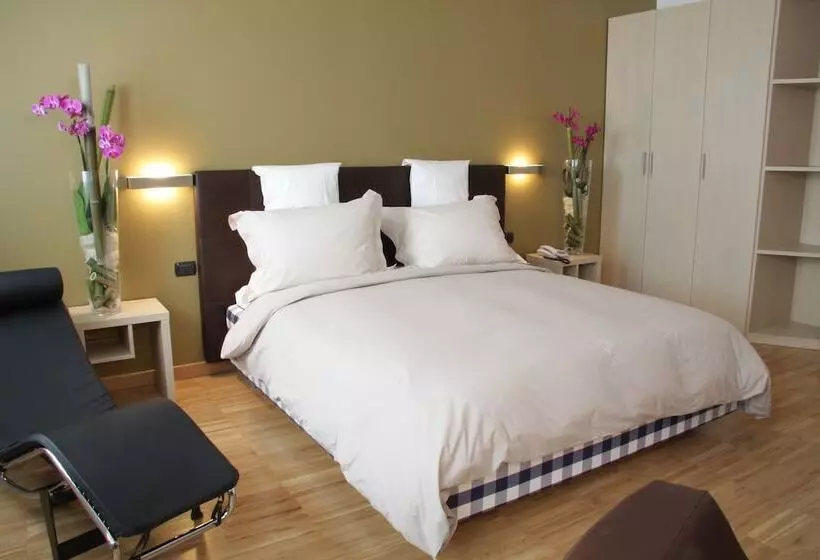 エクゼクティブルーム, Euro Hotel Residence