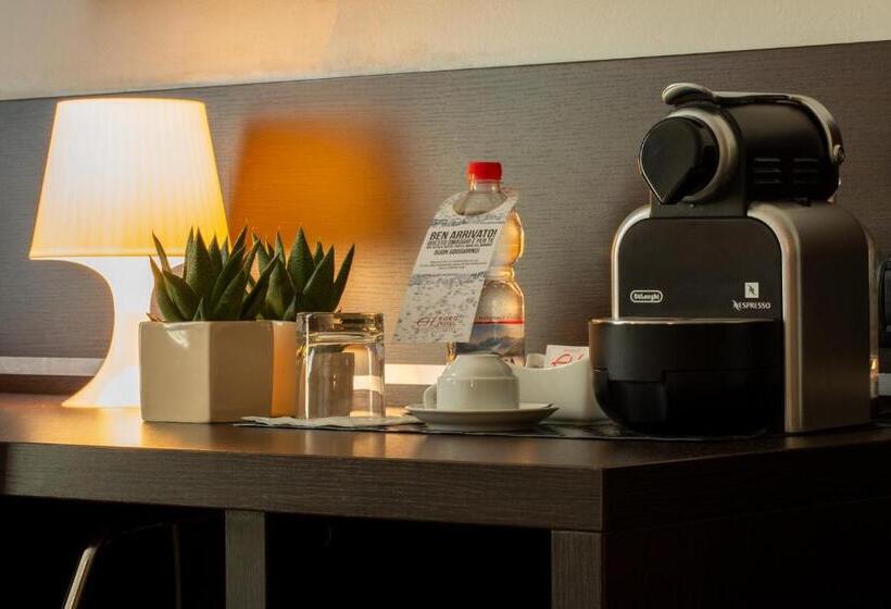 Номер Executive, Euro Hotel Residence