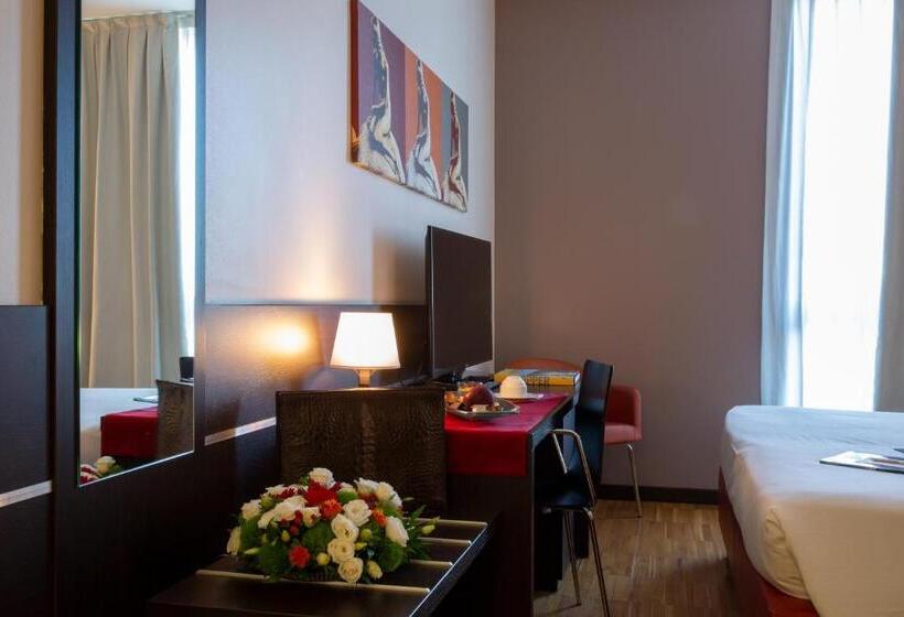 Классический Номер, Euro Hotel Residence