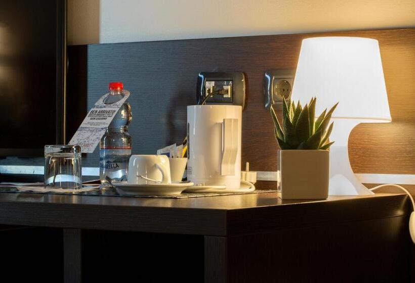 חדר סופריור, Euro Hotel Residence