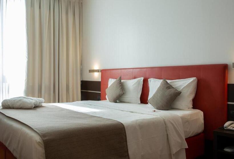 חדר דלוקס, Euro Hotel Residence