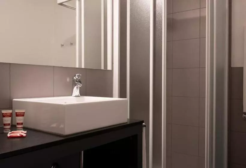 クラシックシングルルーム, Euro Hotel Residence