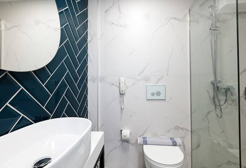 غرفة عائلية, Jo An Palace