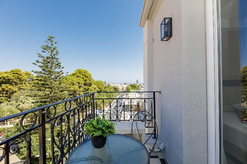 غرفة قياسية, Jo An Palace