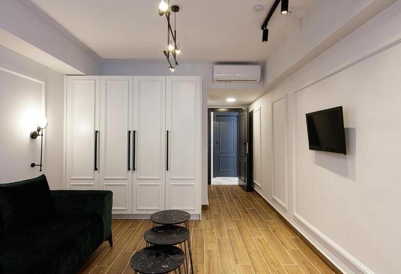 غرفة عائلية, Jo An Palace