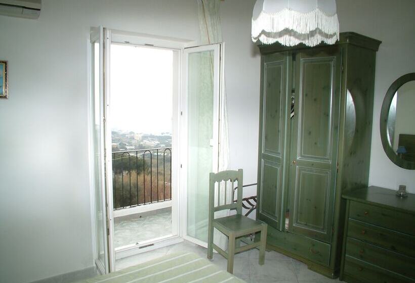 オーシャンビュースタンダードルーム, La Ginestra