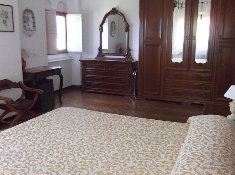 标准三人间, La Velacastello Il Rifugio