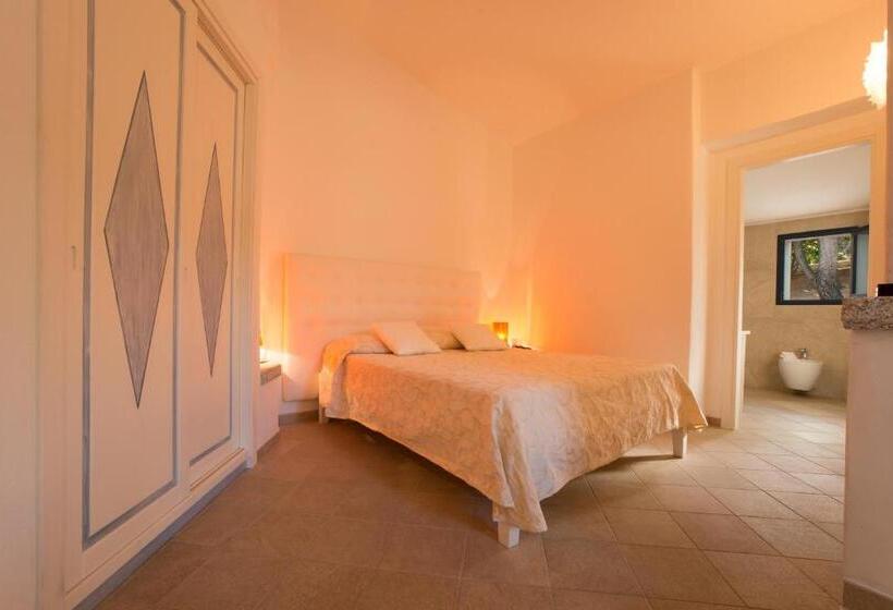 جناح جونيور, Ollastu