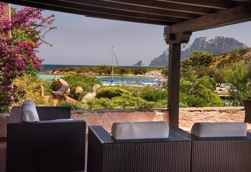 فيلا 3 غرف نوم, Ollastu