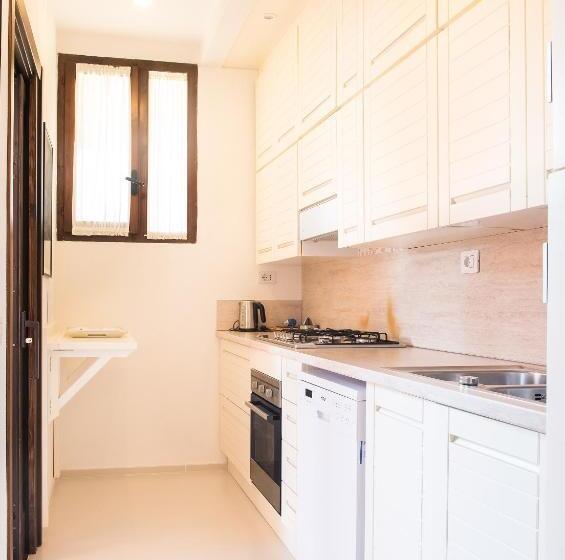 فيلا 3 غرف نوم, Ollastu