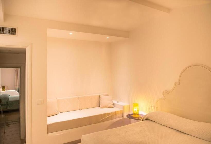 غرفة ديلوكس عائلية, Ollastu