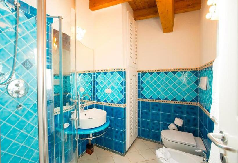 شقة 3 غرف, Ollastu