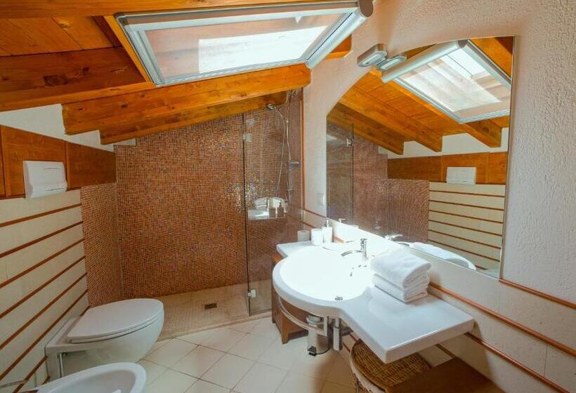 شقة 3 غرف, Ollastu