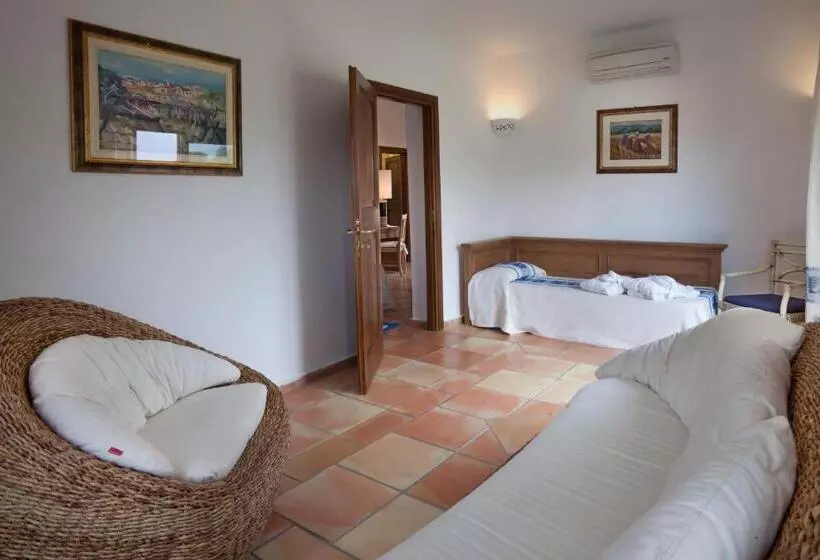 اتاق سوپریور چهار تخته, Felix Hotels Country Resort Parco Degli Ulivi