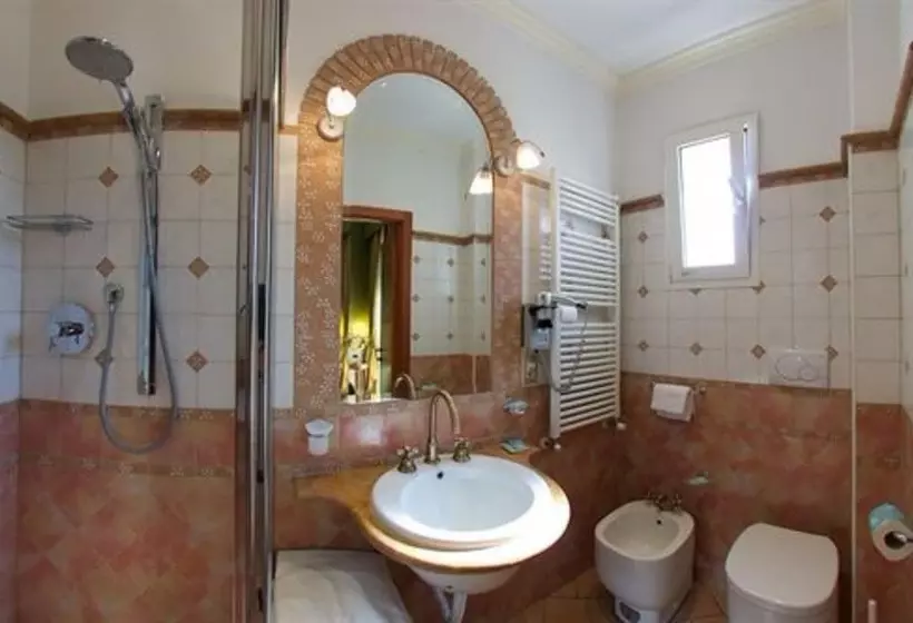 اتاق استاندارد, Pedrini