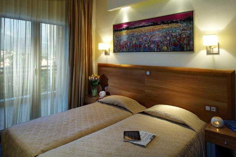 غرفة قياسية فردية, Pefka