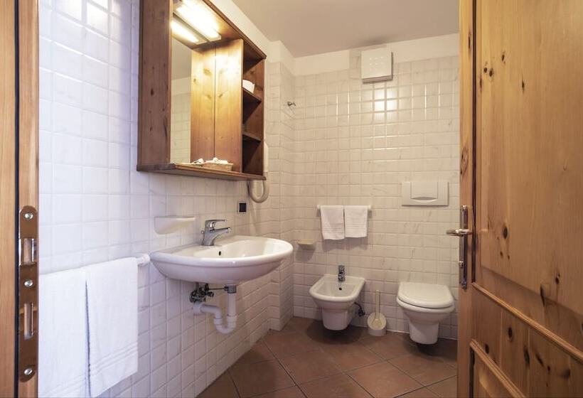 شقة غرفة واحدة, Sporting Clubresidence