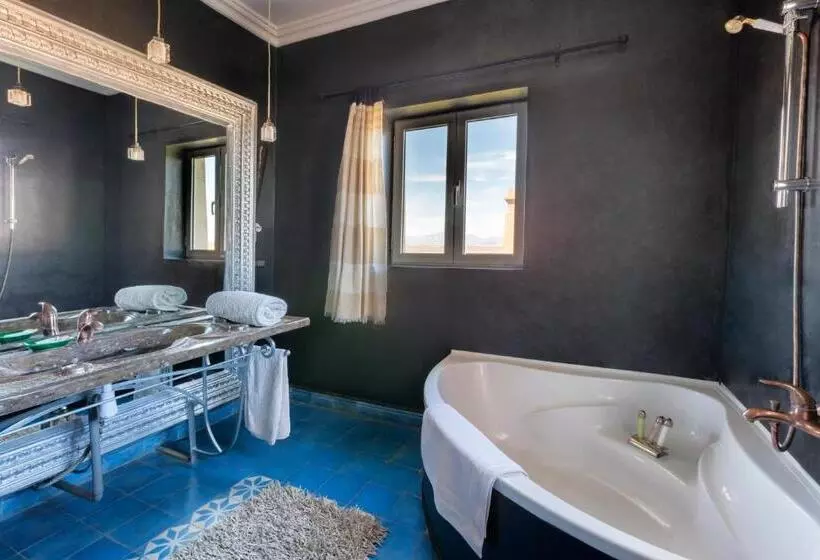 اتاق استاندارد, Sultana Royal Golf
