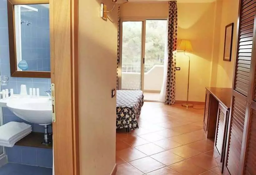 スタンダードトリプルルーム, Th Marina Di Pisticci  Ti Blu Village