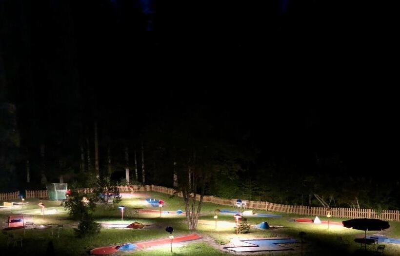 חדר סטנדרט לשלושה עם מרפסת, Waldheim