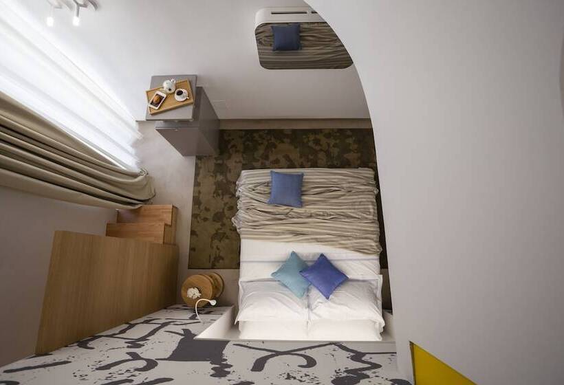 带海景的标准房, Xil