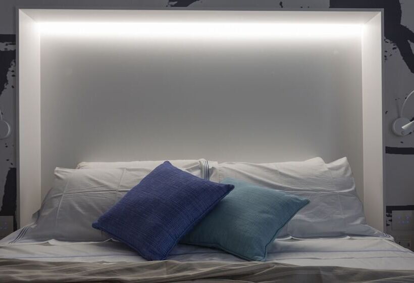 带海景的标准房, Xil