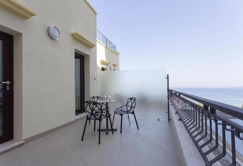 标准单人间, Xil