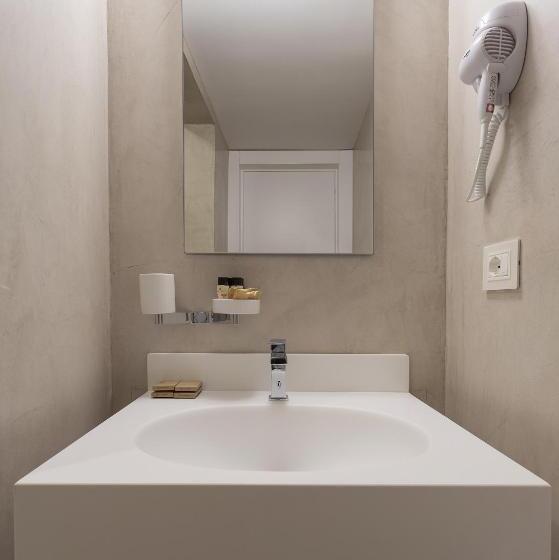 带海景的标准房, Xil