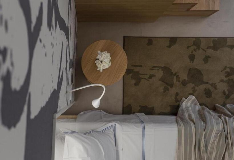 带海景的标准房, Xil