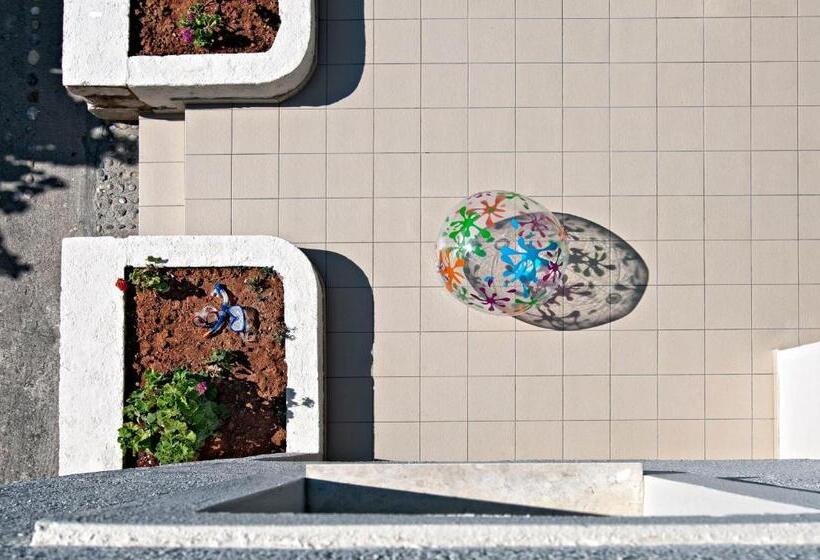 شقة غرفة واحدة, Ourania Apartments