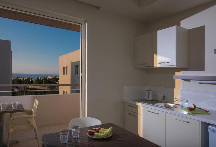 إستوديو سوبيريور, Ourania Apartments