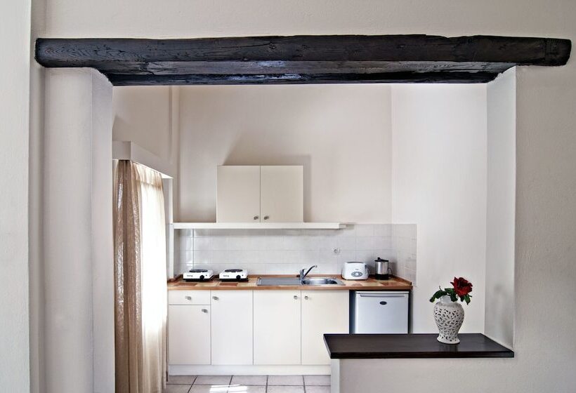 شقة غرفة واحدة, Ourania Apartments