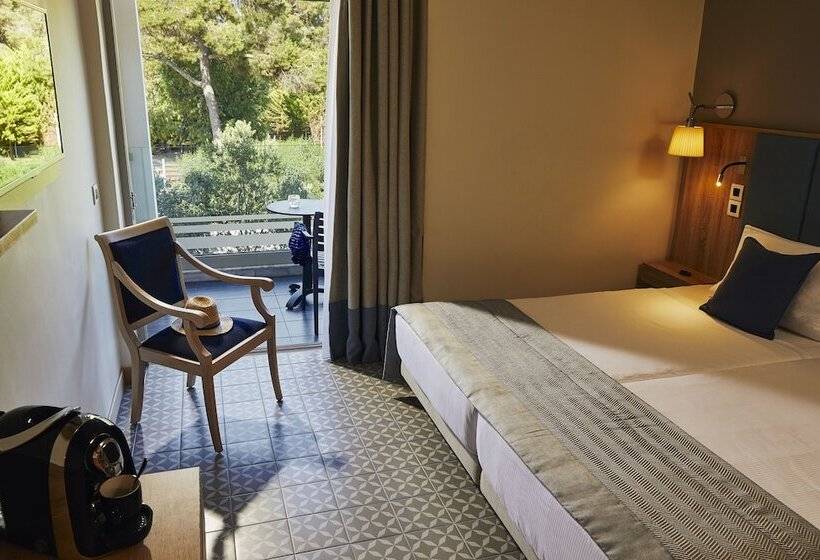 חדר סטנדרט נוף לגינה, Robinson Kyllini Beach   All Inclusive