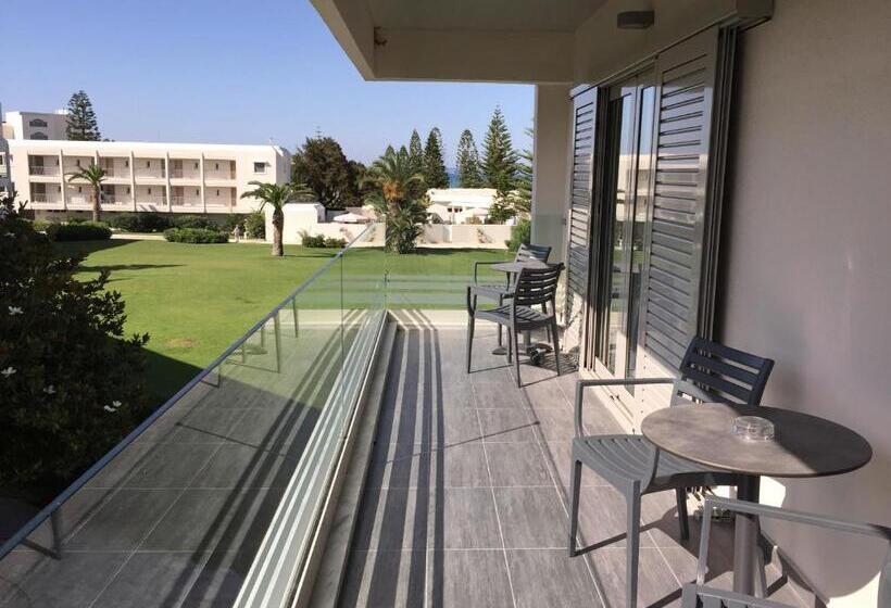 חדר משפחתי, Robinson Kyllini Beach   All Inclusive