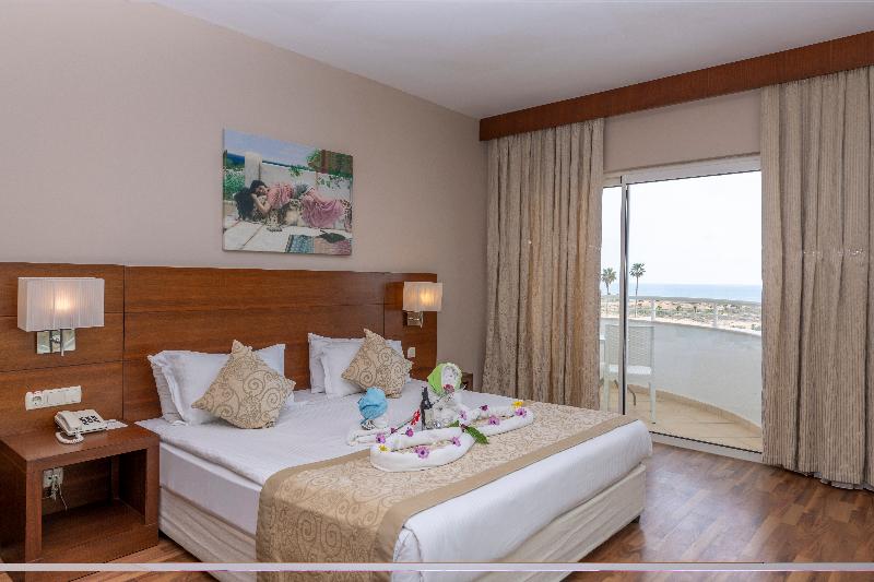 オーシャンビュースタンダードルーム, Roma Beach Resort & Spa
